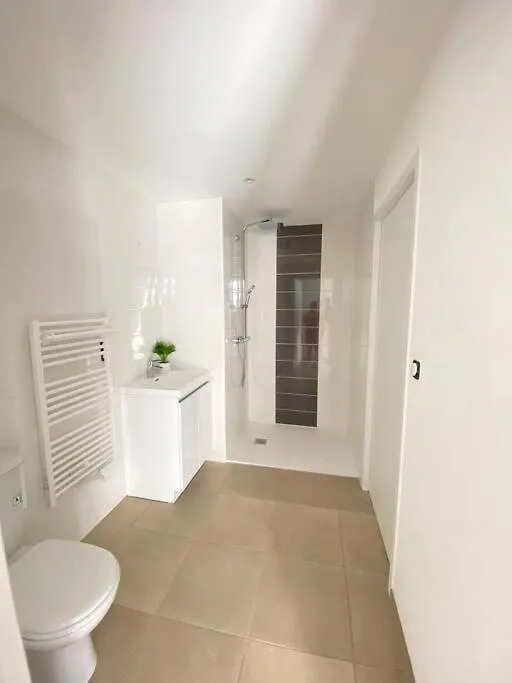 Ploermel Centre- Gite Touristique 3 Etoiles- 2 Sdebain Francia
